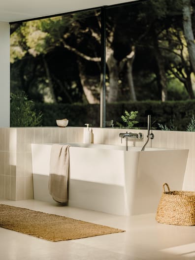 Bañera de STONEX ROCA ONA de esquina asimétrica - Imagen 3